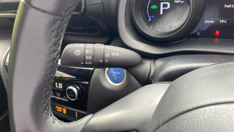 Toyota Yaris Cross 1.5 Hybrid Icon 5dr CVT Hybrid Estate